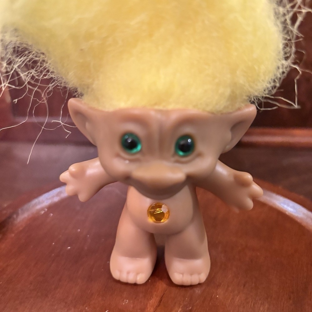 Vintage‎ Ace Novelty Treasure 3" Troll Doll Yellow Hair Belly Gem - Picture 2 of 5